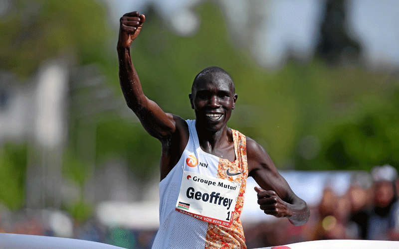 Kenya’s Geoffrey Kamworor brakes World Half Marathon record