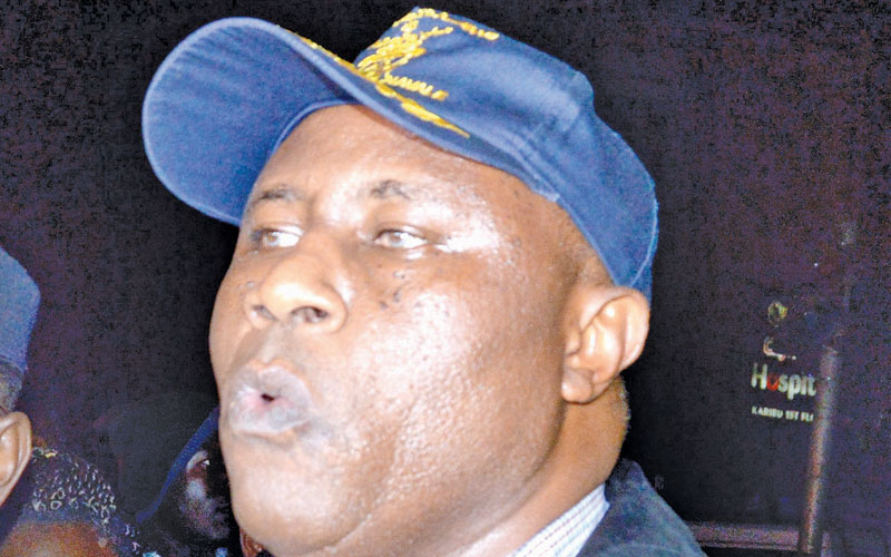 Officer loses gun to a gang as seven ‘muggers’ nabbed