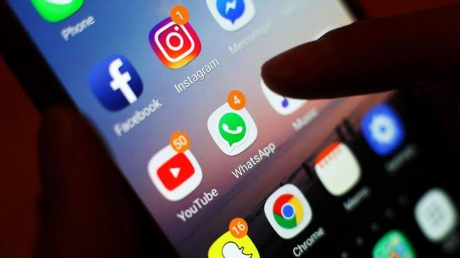 Ageing governor seeks digital aide to save face