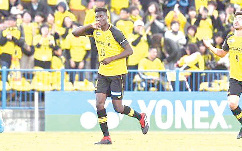 Olunga strikes seven times in a promotion-sealing tie