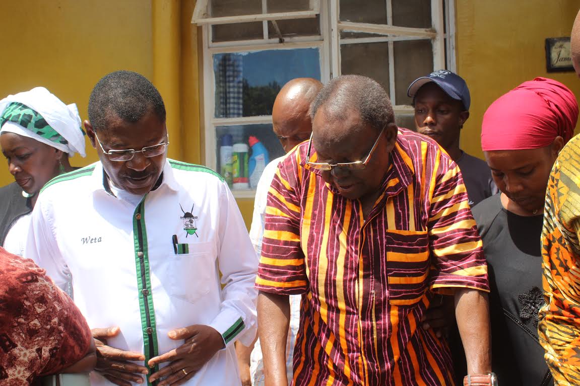 Wetangula visits ailing ex-health minister Osogo