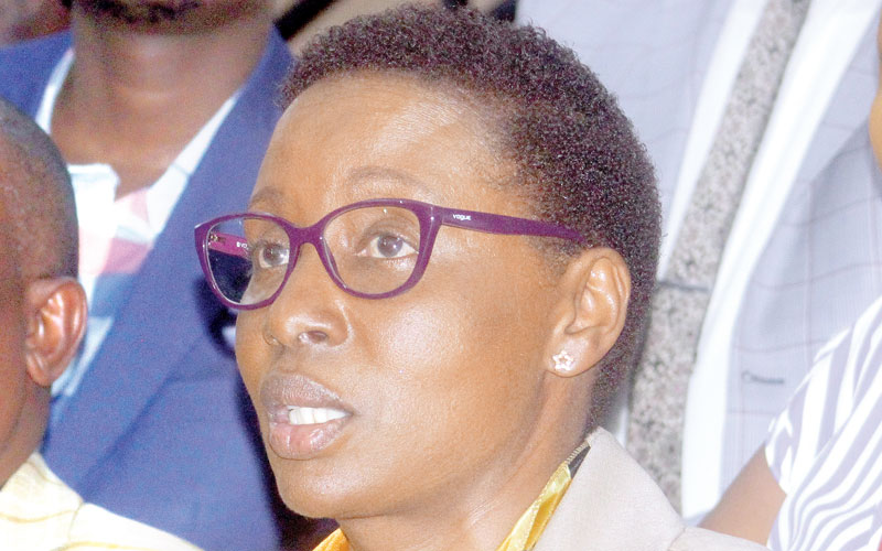 Elachi directs suspended key county staff to resume work
