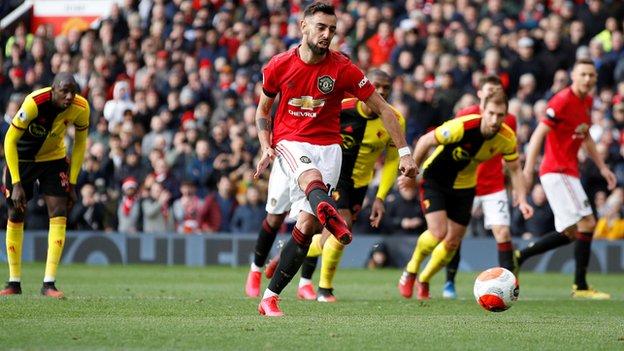 Fernandes gets off the mark as Man Utd beat Watford to go fifth