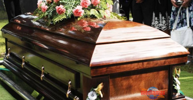 Drama as seven 'wives' of deceased man appear during burial