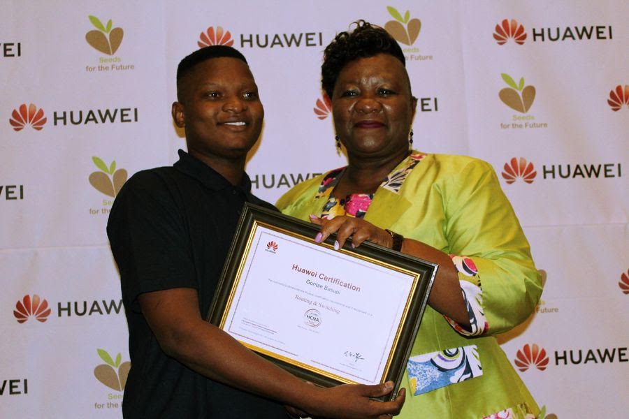 Huawei signs ICT pact with Botswana Open University