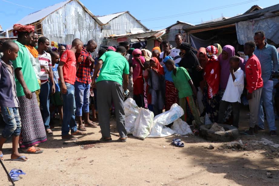 Suicide attack kills 4, wounds 8 in Somalia