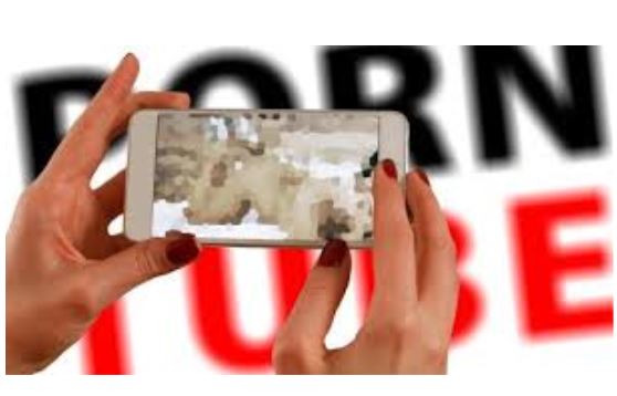 Shame of female CS hooked in pornography