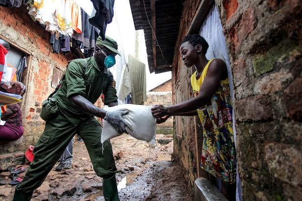 Uganda starts relief food distribution for vulnerable people amid COVID-19 lockdown