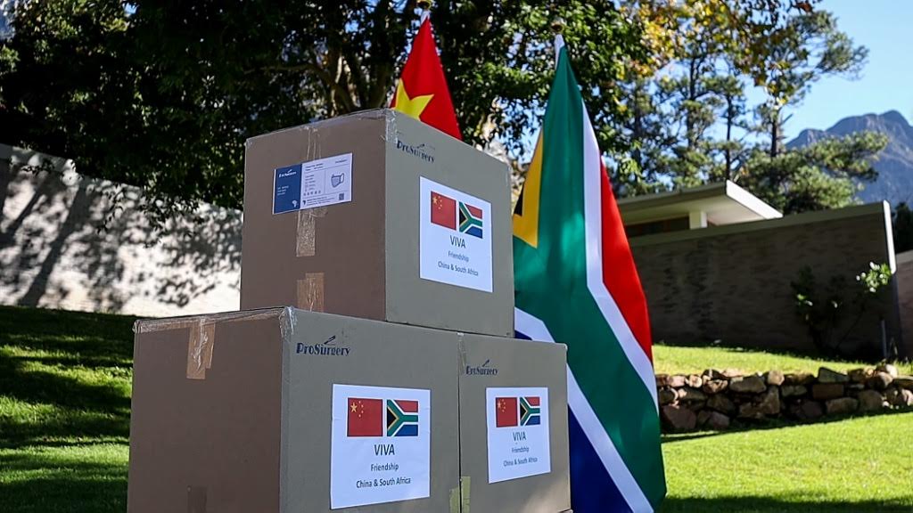 South African communities receive medical supplies from China