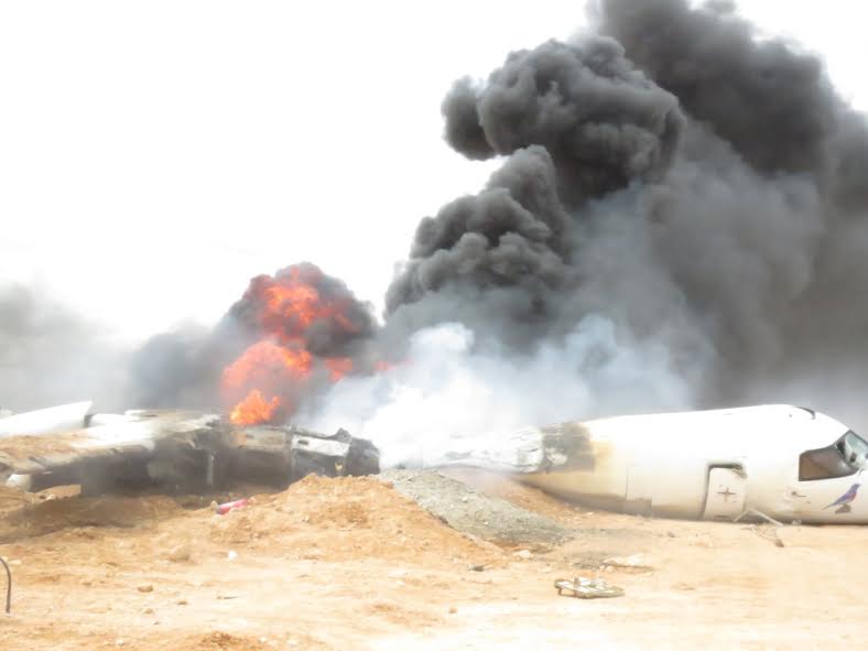 Plane crashes at airport in central Somalia, no casualty reported