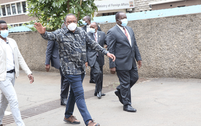 Uhuru warns politicians to keep off Kazi Mtaani project