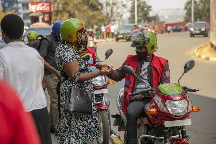 Rwandan commercial motorists to go cashless