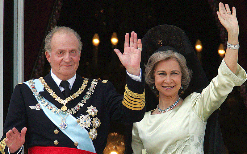 Spain’s scandal-hit former king Juan Carlos flees