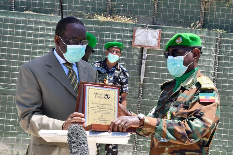 New AMISOM Force Commander takes over office