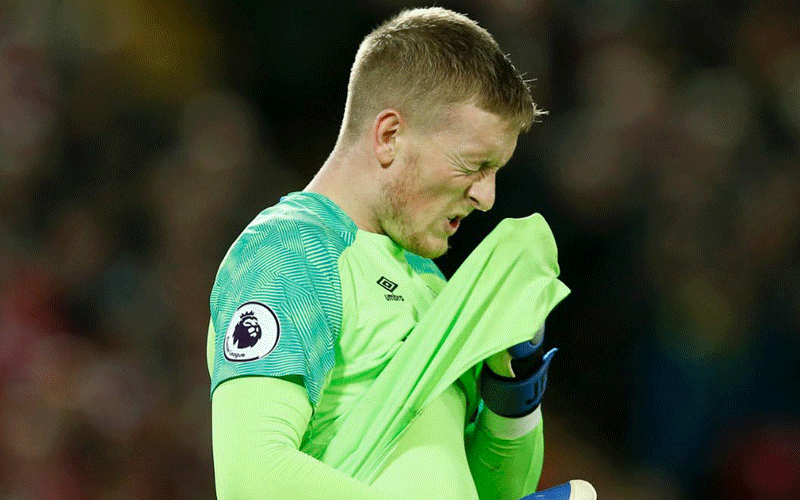 Everton fans fume over Pickford errors in their Cup win over Fleetwood