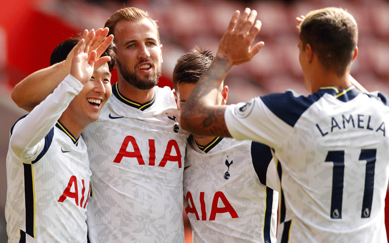 Five-star Spurs rout Saints
