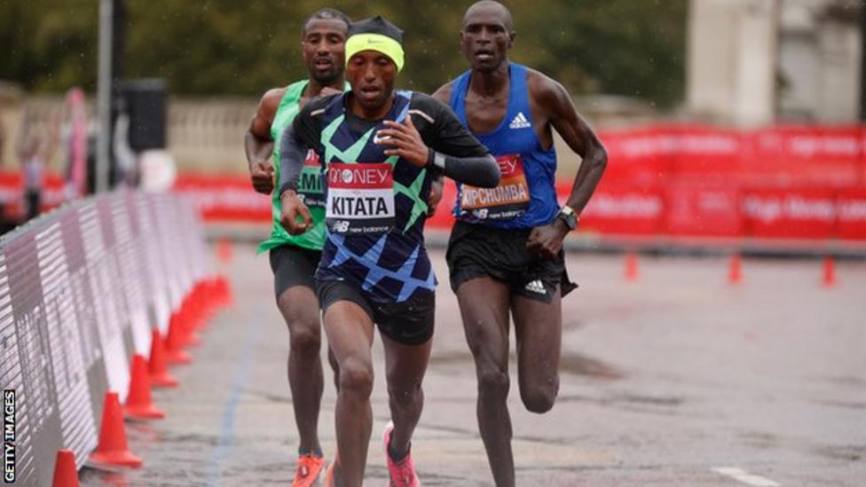 London Marathon 2020: Eliud Kipchoge beaten as Shura Kitata takes title