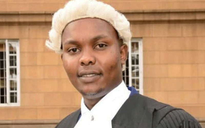 Lawyer whose hands were chopped dies