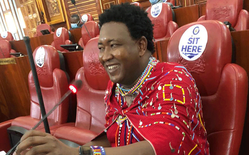 Senators allowed to wear traditional regalia in chambers