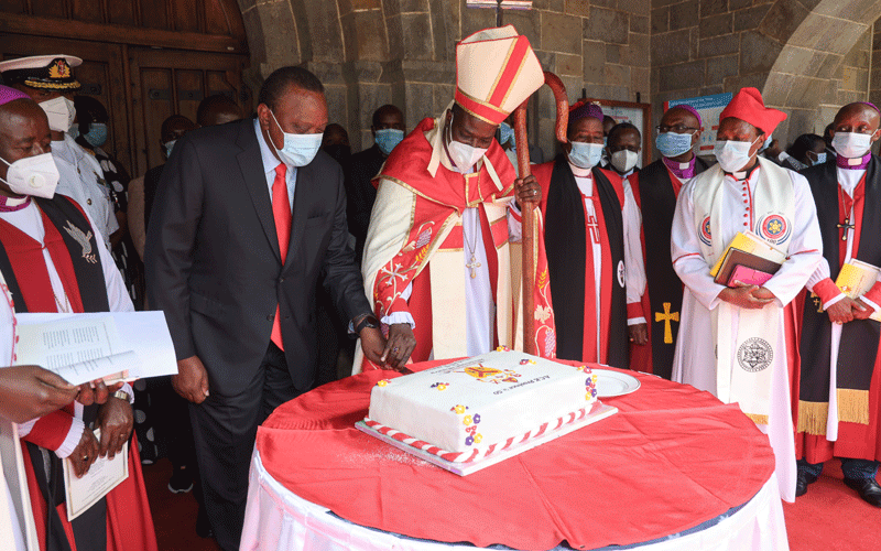 Uhuru applauds the Church for role in national transformation