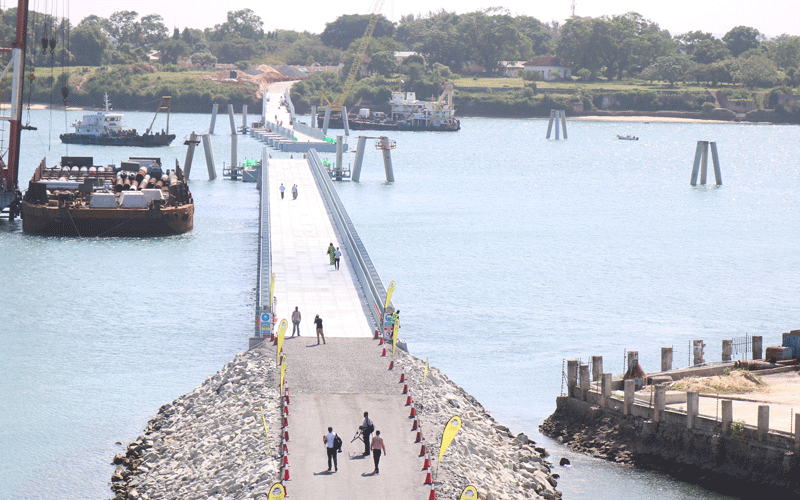 Uhuru launches first floating bridge at Likoni