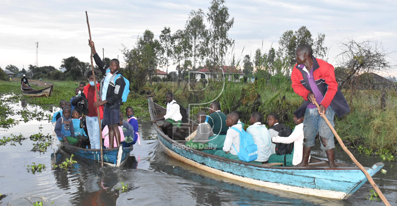 Uhuru: Day scholars should not be sent home for fees