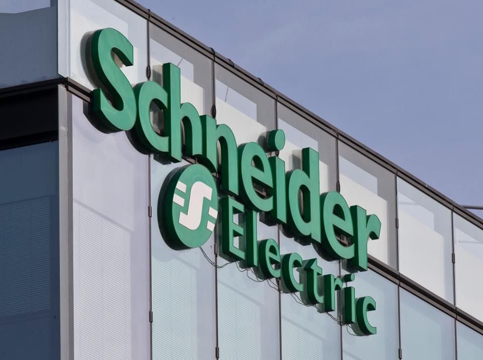 Schneider Electric unveils 3-phase uninterruptible power supply gadget