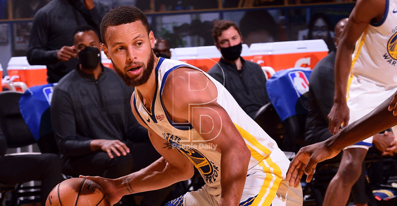 Curry claims second NBA scoring title