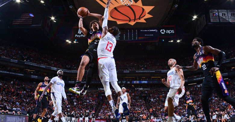 Last-gasp Deandre Ayton dunk in see-saw thriller earns Phoenix 104-103 win