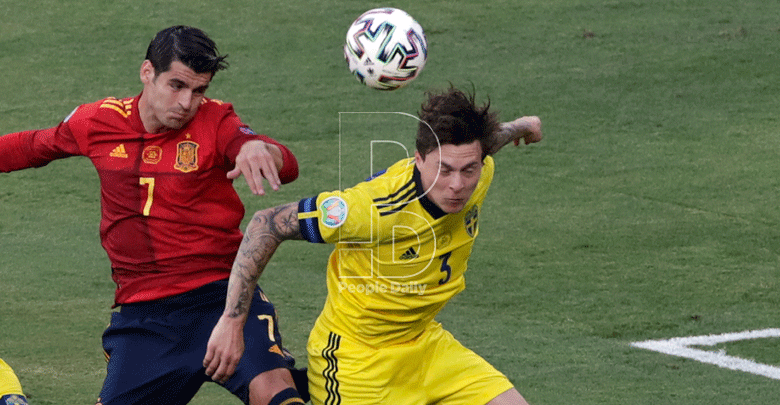 Morata jeered after wasteful Spain held