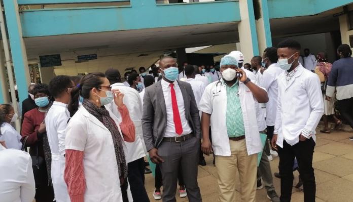 Protests, teargas as UoN medical students oppose proposed fee increment