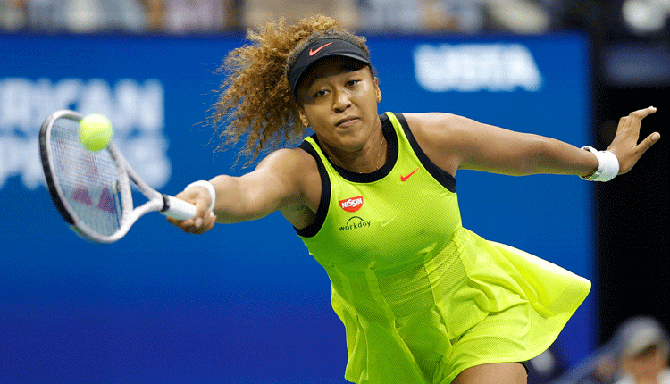 Defending champion Naomi Osaka stretches winning streak