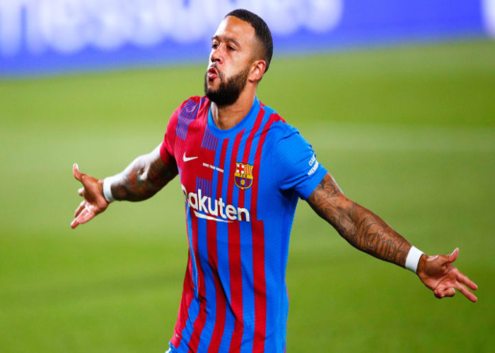 Deadly Depay on target as Barcelona wins post Messi era