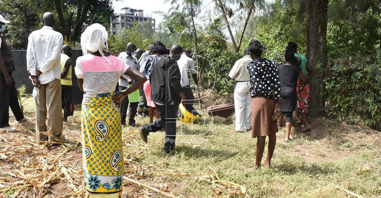 Shock as coffin with chicken dumped in compound of a Kisumu resident