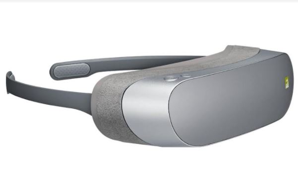 Creating living space with LG virtual reality platform