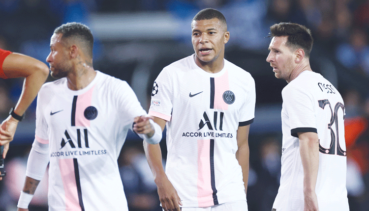 Pochettino calls for patience with all-star PSG