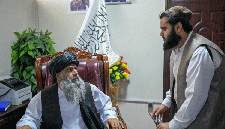 Taliban leaders in bust-up at presidential palace – sources