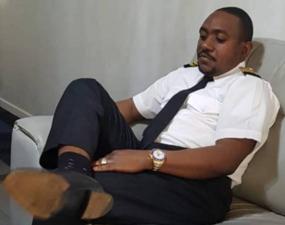 Police close in on fake gold dealer