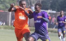Naivas FC and Dandora Love in action during a National Super League match at Camp Toyoyo on Sunday. PHOTO/David Ndolo