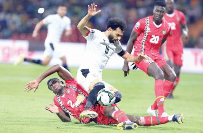 Salah shows up for Egypt, Nigeria through to last 16