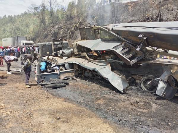 Seven severely burnt after gas tanker explodes