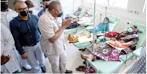 Uhuru unveils cancer centre in Mombasa