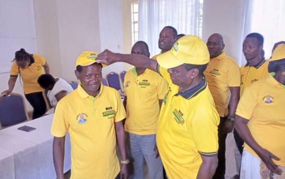 Kivuti swears in DEP aspirants in Embu