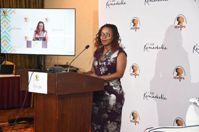 Google, women in deal to tame online trolls