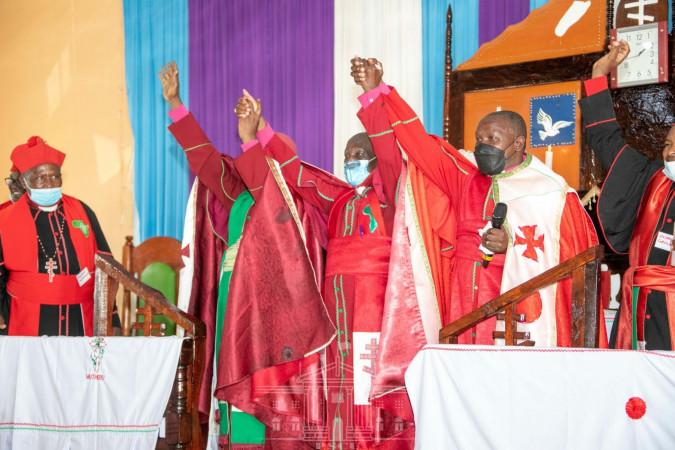 Uhuru brokers truce among three AIPCA archbishops ending long-term church leadership wrangle