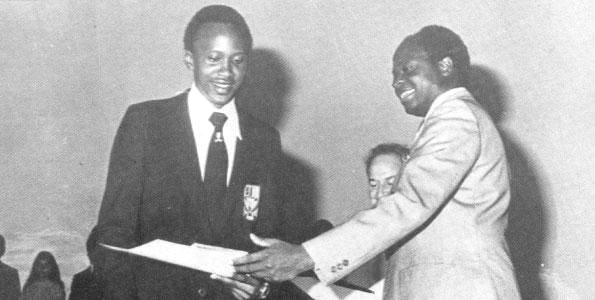 For years a student of Kibaki, Uhuru follows footsteps to…