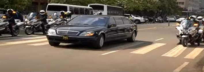 Kibaki farewell: Ruto receives Uhuru in Parliament