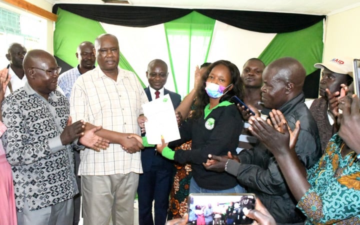 2022 polls: IEBC clears optimistic governor Ojaamong for MP contest