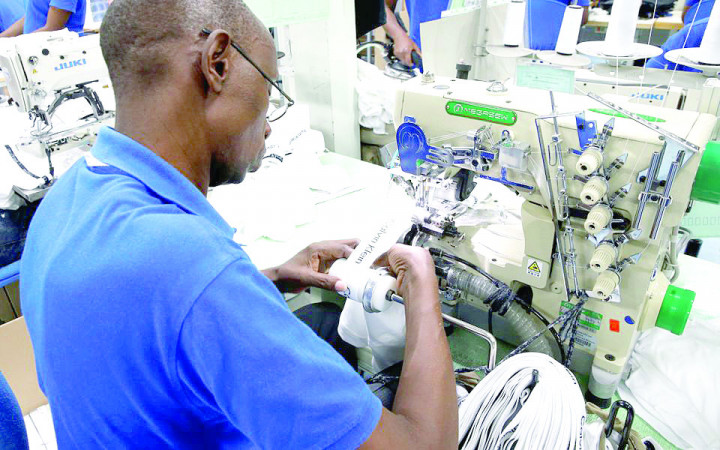 CEOs brace for economic slowdown, survey shows