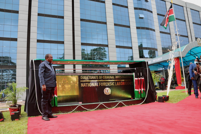 Uhuru opens DCI’s new ultra-modern forensic lab
